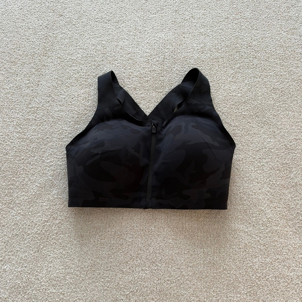lululemon Enlite Bra size 34E in Black Camo
